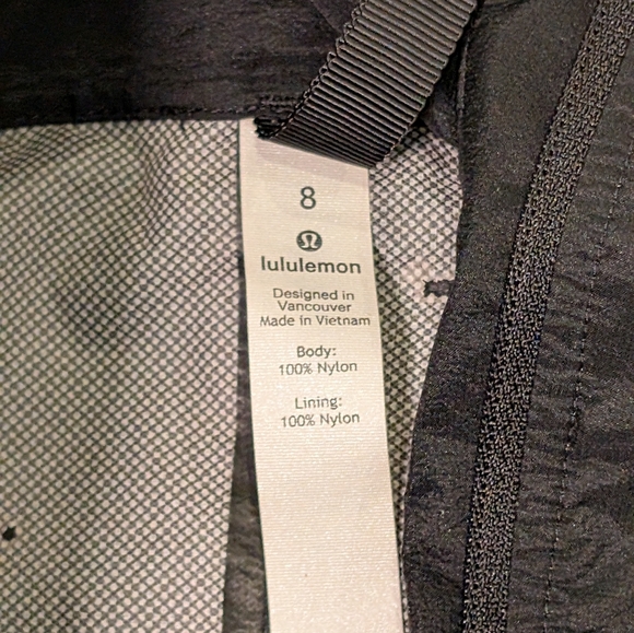 Lululemon Women's Feel the Ease Jacket - Picture 4 of 13